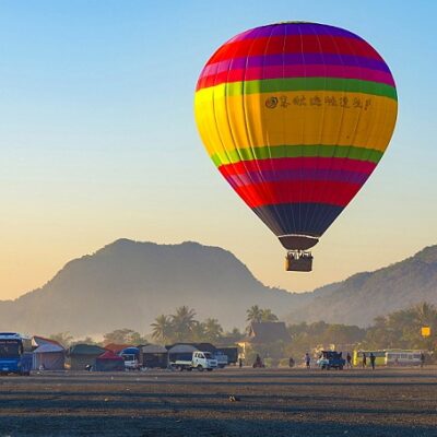 Private Vang Vieng Hot Air Balloon, Tham Jang Cave & Nam Song River Tour Led by Women