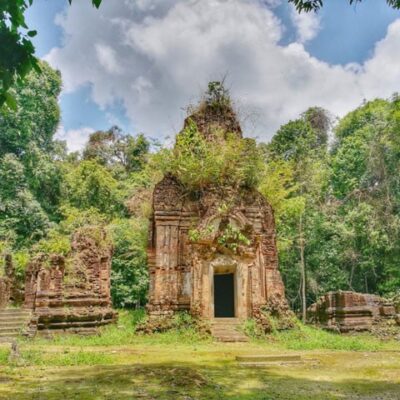 Csr14: Holy Mountain Kulen 1,000 Lingas River Tour 4D3N