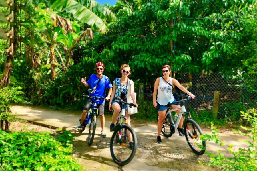 Vmk2: Tan Phong Island Boat & Bicycle Tour Vmk2: Tan Phong Island Boat & Bicycle Tour