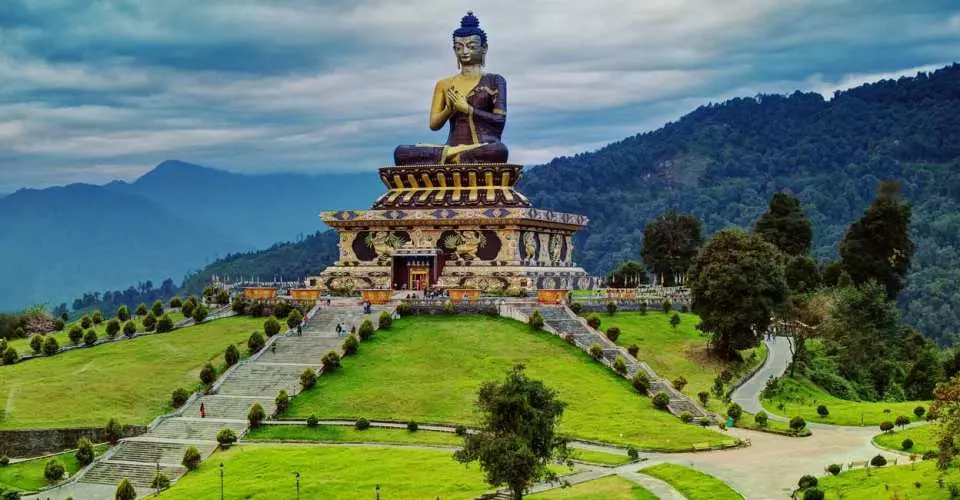 Lvt4: Vientiane - Luang Prabang Tour 5D4N Lvt4: Vientiane - Luang Prabang Tour 5D4N