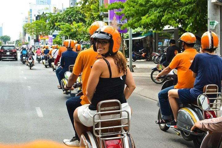 Vsg1: The Insider's Ho Chi Minh By Vespa Vsg1: The Insider's Ho Chi Minh By Vespa