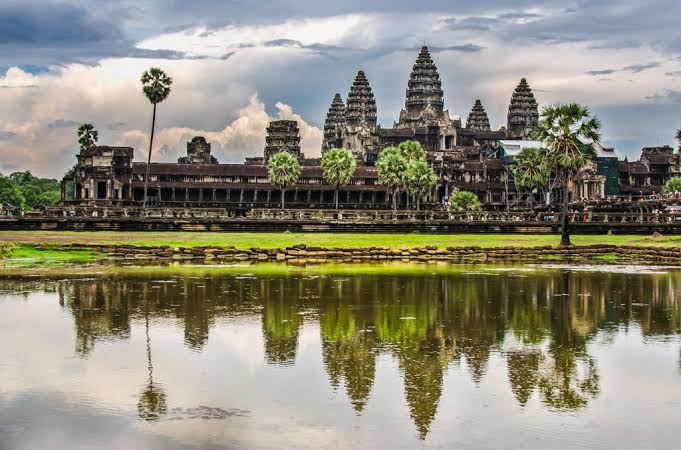 3-Day Private Phnom Penh Tour Led By Local Women 3-Day Private Phnom Penh Tour Led By Local Women