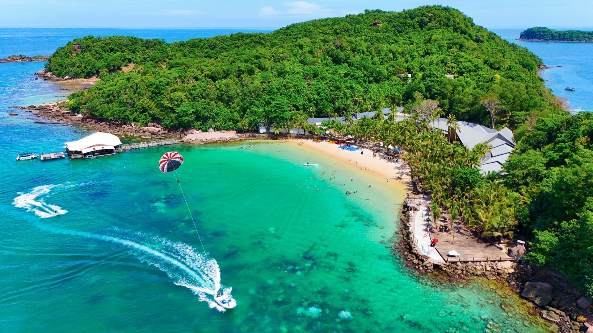 6-Day Ho Chi Minh City & Phu Quoc Luxury Holiday Private Tour Led By Women 6-Day Ho Chi Minh City & Phu Quoc Luxury Holiday Private Tour Led By Women