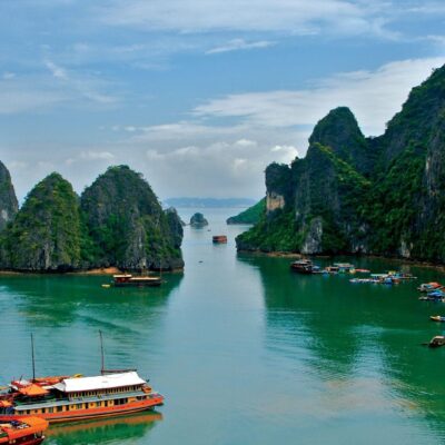 4-Day Private Hanoi & Ha Long Bay Luxury Tour Led By Women