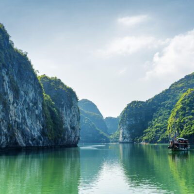 6-Day Private Luxury Northern Vietnam Tour Led By Women