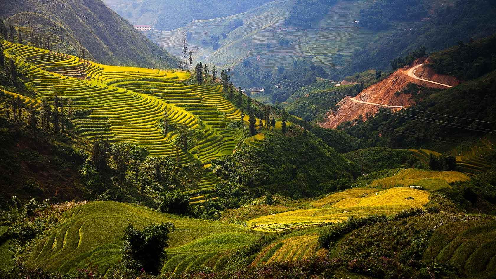 6-Day Private Hanoi & Sapa Tour Led By Women | Fansipan & Cat Cat Village 6-Day Private Hanoi & Sapa Tour Led By Women | Fansipan & Cat Cat Village