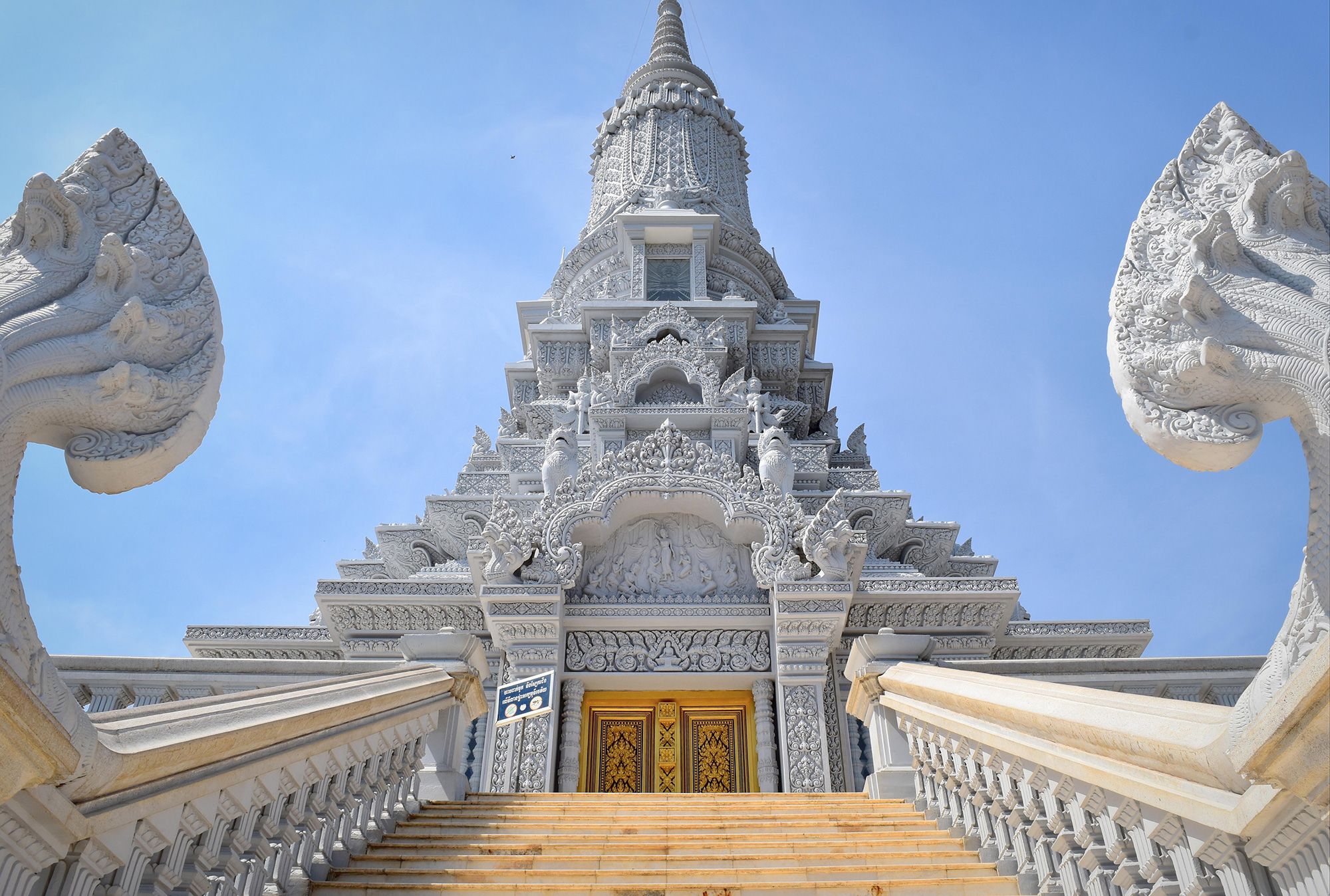 Private Oudong Ancient Capital Tour from Phnom Penh Led by Local Women Private Oudong Ancient Capital Tour from Phnom Penh Led by Local Women